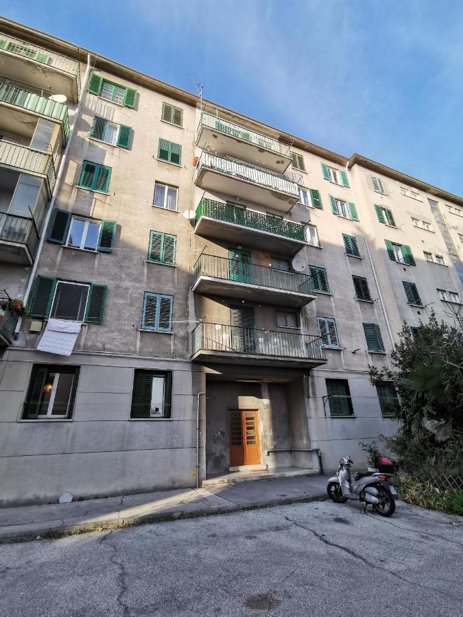 Appartamento Campi Elisi Триест Экстерьер фото
